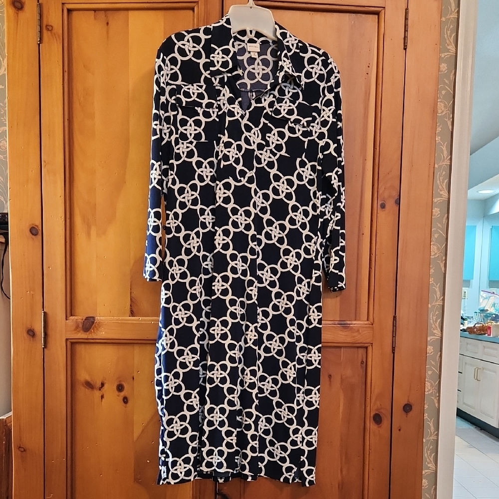 Elegant Black and White Patterned Dress
